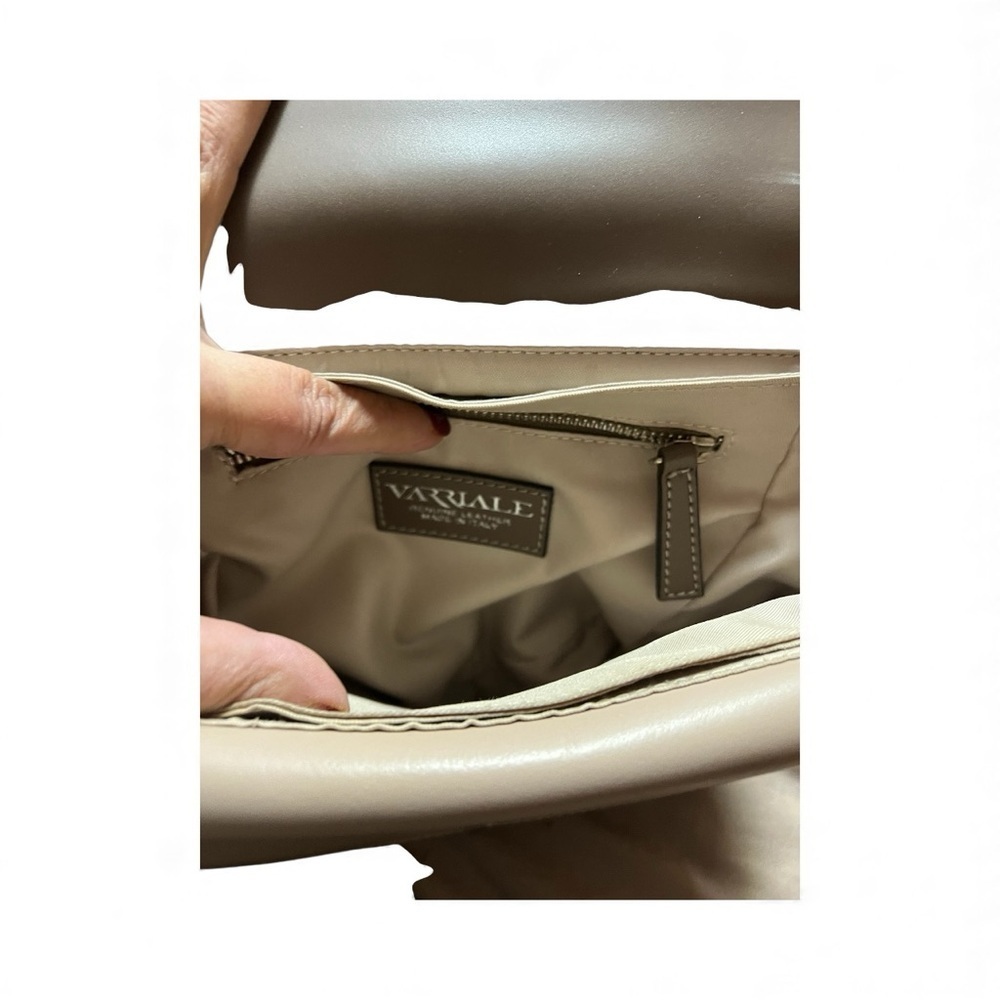 Like new leather crossbody in blue & taupe - Picture 5 of 8
